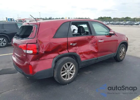 2015 Kia Sorento Lx из США, поврежденный, VIN 5XYKT3A61FG655405